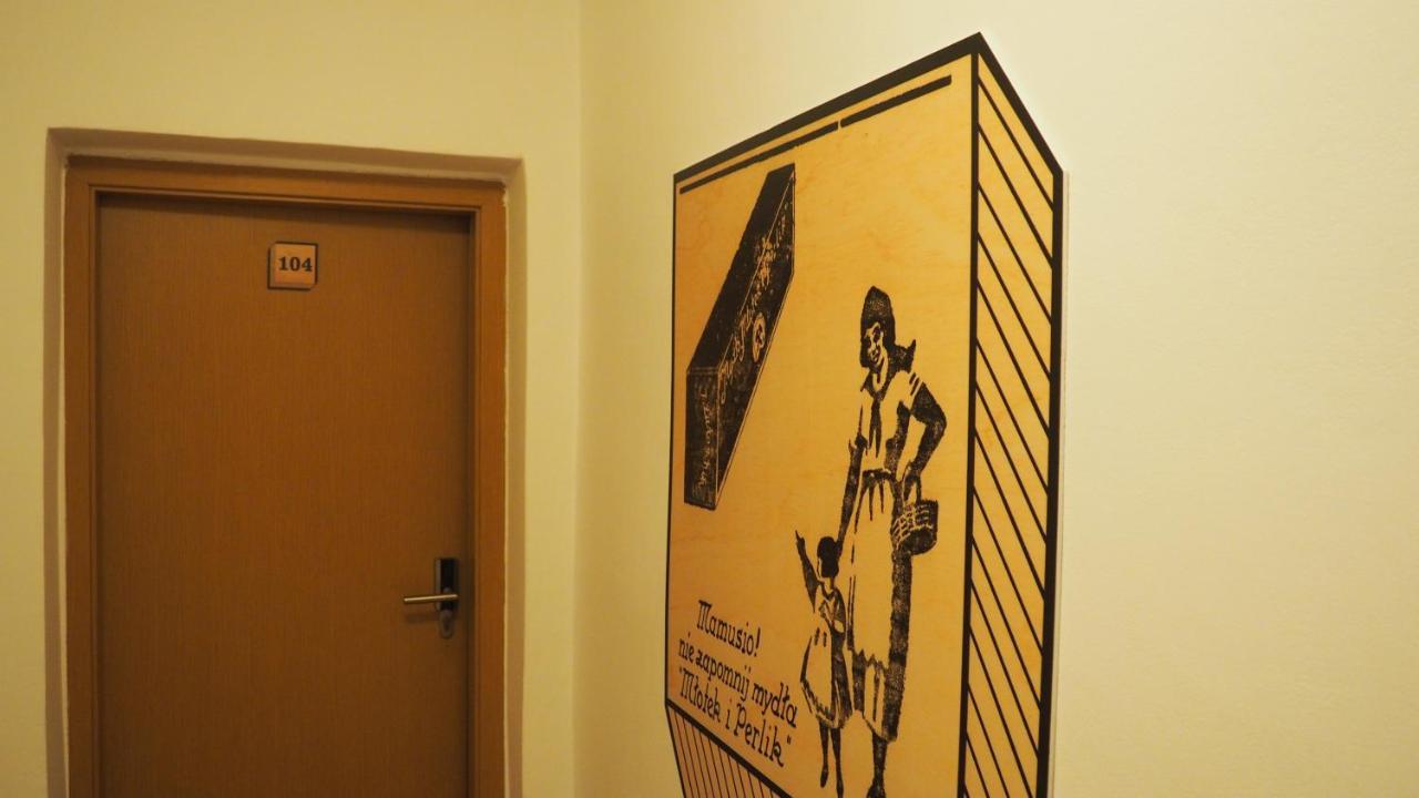 Hostel Mlotek I Perlik Tarnowskie Gory Exterior photo